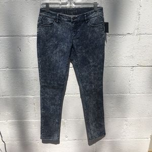 Delias "Olivia" blue acid wash skinny jeans NWT